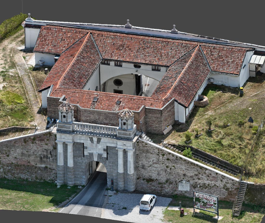 Rilievo fotogrammetrico di un ingresso monumentale in Friuli Venezia Giulia
